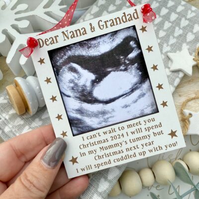 Grandparents To Be Christmas 2025 Decoration I Can't Wait To Meet You Hanging Photo Frame (WH)