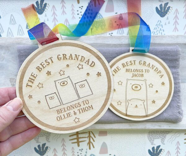 Best GRANDPARENT AWARD - Personalised Wooden Medal For GRANDAD