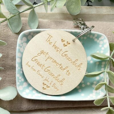 The Best GRANDAD'S Get Promoted To GREAT GRANDAD'S Personalised Wooden Keyring