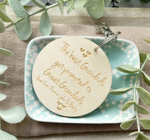 The Best GRANDAD'S Get Promoted To GREAT GRANDAD'S Personalised Wooden Keyring