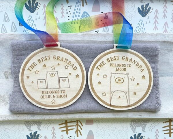 Best GRANDPARENT AWARD - Personalised Wooden Medal For GRANDAD - Image 2