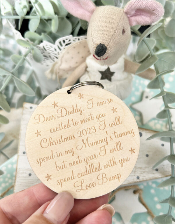 CHRISTMAS With You 2024 DADDY TO BE - Gift From Baby Bump Keyring - Image 3
