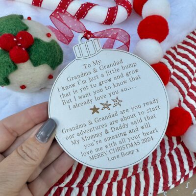 Grandparents To Be You're Amazing Bauble 2025 Edition (WH)