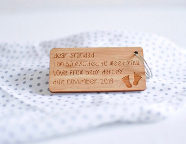 Personalised I Am So Excited To Meet You Baby Bump & Pregnancy Announcement Keyring