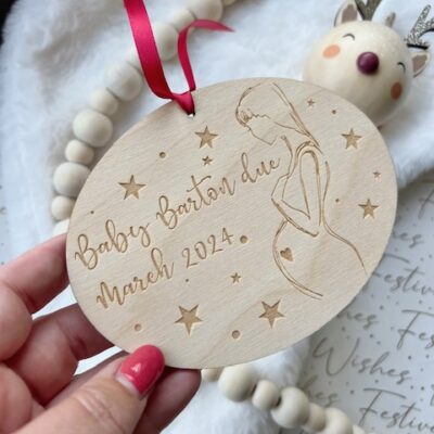Due 2026 Hanging Baby Announcement Decoration