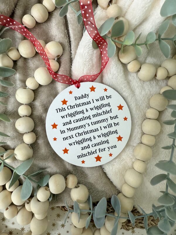 Christmas Wriggling & Wiggling Daddy To Be Sign (PR)