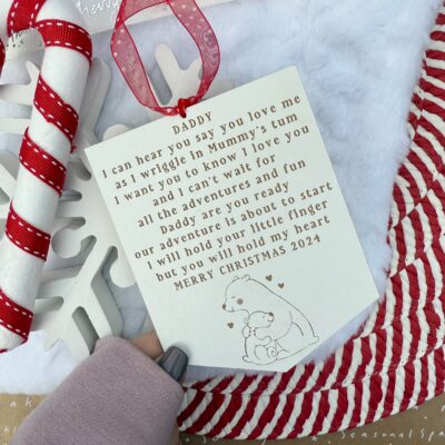 Merry Christmas Daddy To Be Holds My Heart White Plaque, Merry Christmas From Bump (WH)