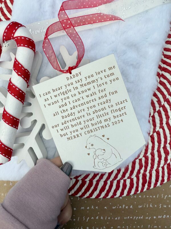 Merry Christmas Daddy To Be Holds My Heart White Plaque, Merry Christmas From Bump (WH)