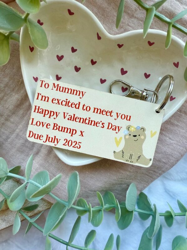MUMMY To Be Valentine's I'm Excited To Meet You Keyring (PR) - Image 2